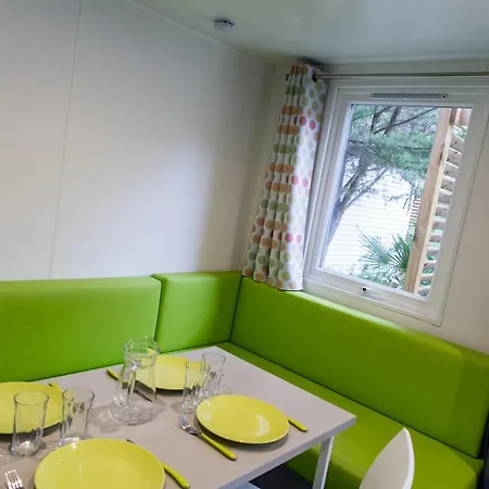 La Croix Du Sud Kemping 4*