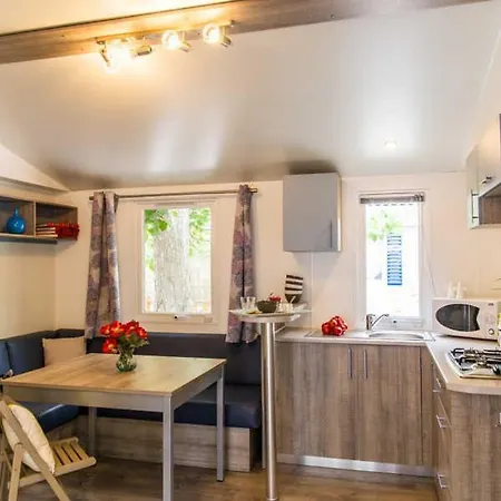 La Croix Du Sud 4*