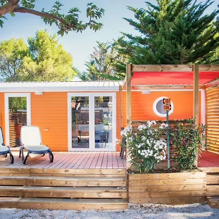 Campingplads La Croix Du Sud 4*