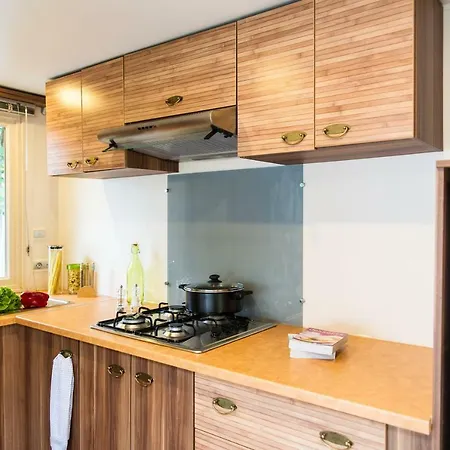 La Croix Du Sud Campsite